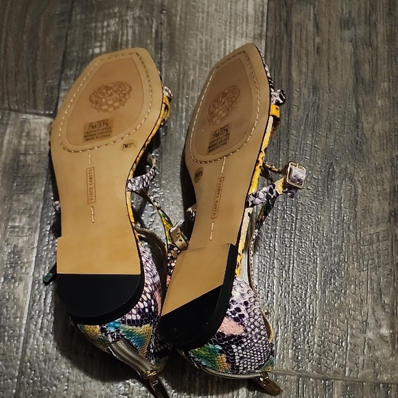 Vince Camuto Multicolor Strappy Sandals - Picture 4 of 6